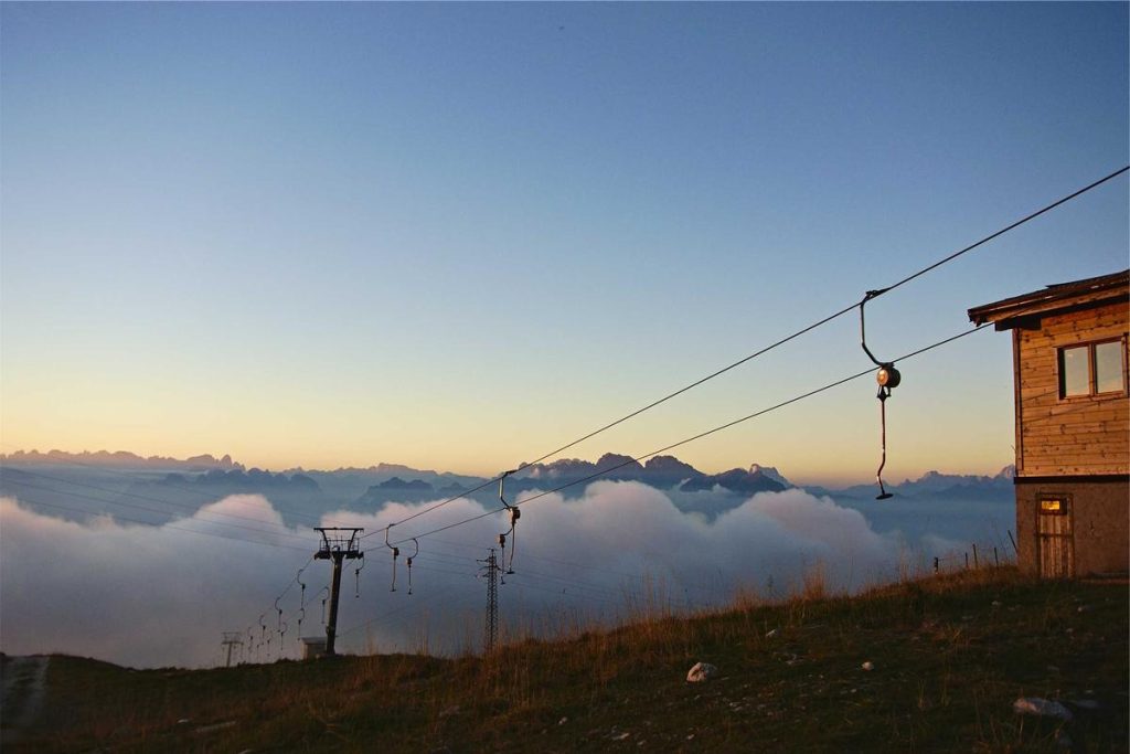 Harga Emas Antam Hari Ini 28 April Belum Berubah, Cek Sebelum Beli