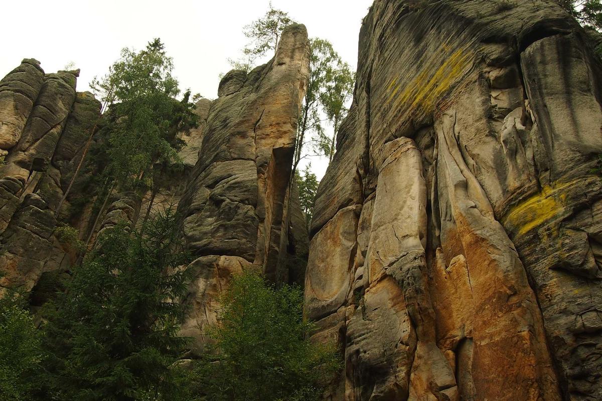 Anjlok Tajam! Harga Emas Banda Aceh Turun ke Rp 8,01 Juta per Mayam Edisi 28 April 2026