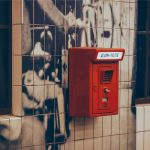 Harga Emas Hari Ini Turun, Investor Diminta Tetap Waspada