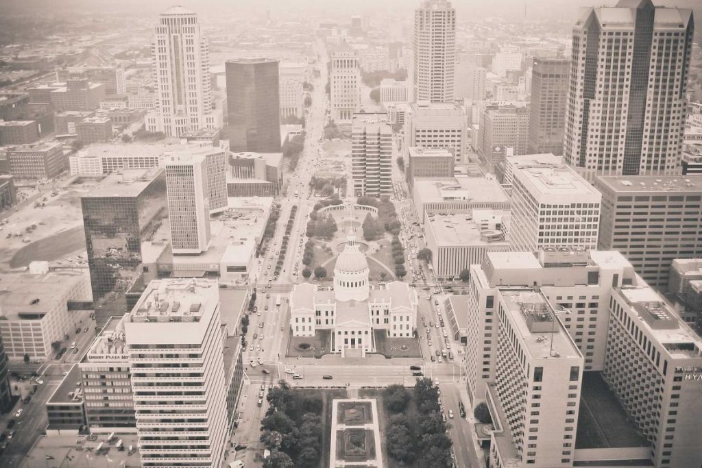 Grafik Harga Emas Antam Batangan (17 April 2026), Hari Ini Naik atau Turun?