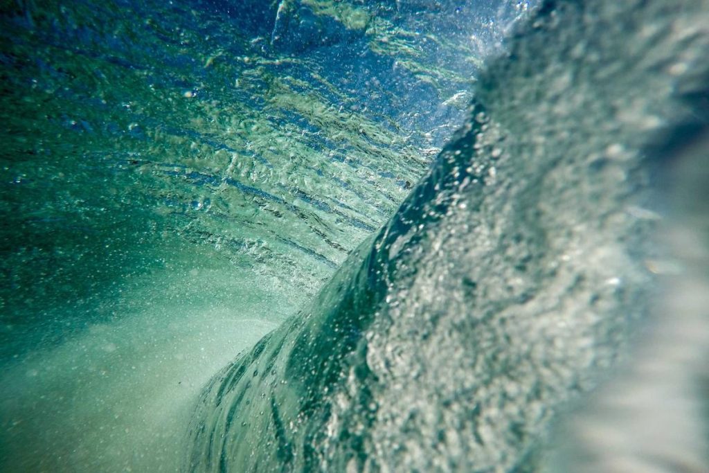 Harga Emas Antam dan UBS 30 April 2026 Kompak Melemah